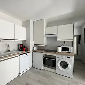 https://green-square-annecy.hotels-rhonealpes.com