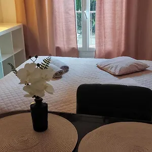 Appartement Provencal-style, Aix-en-Provence