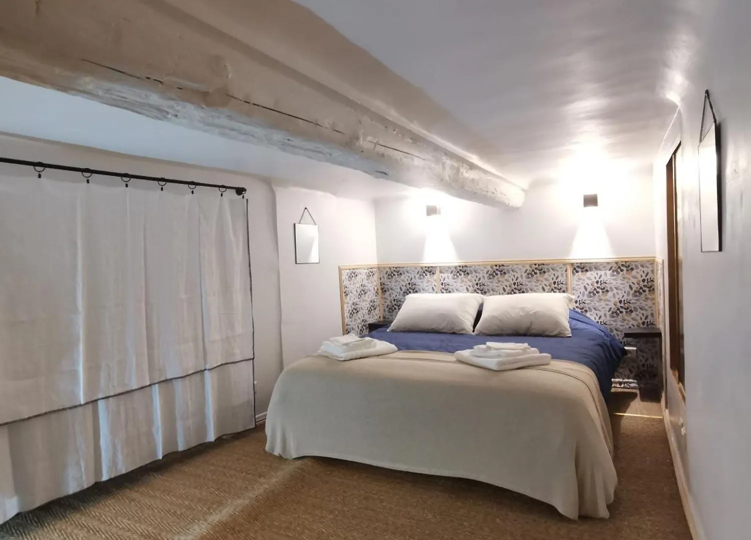 Apartment Appartement Centre Historique Aix En Provence, Place Ramus Aix-en-Provence France